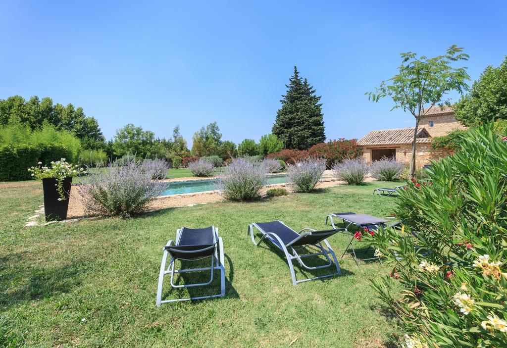 La Louviere Des Bruyeres Bed & Breakfast Robion en Luberon Bagian luar foto