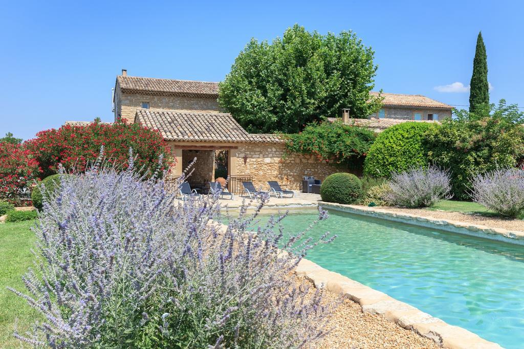 La Louviere Des Bruyeres Bed & Breakfast Robion en Luberon Bagian luar foto